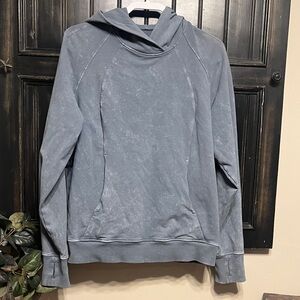 lululemon athletica Scuba Pullover size 10